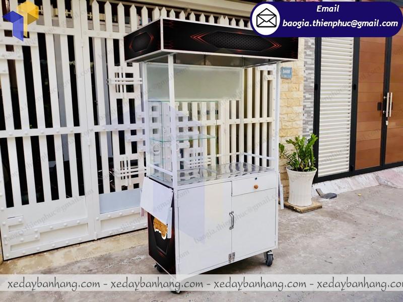 báo giá tủ trưng bày xiên que