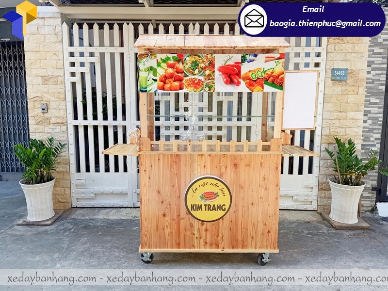 quầy gỗ bán đồ ăn vặt hcm