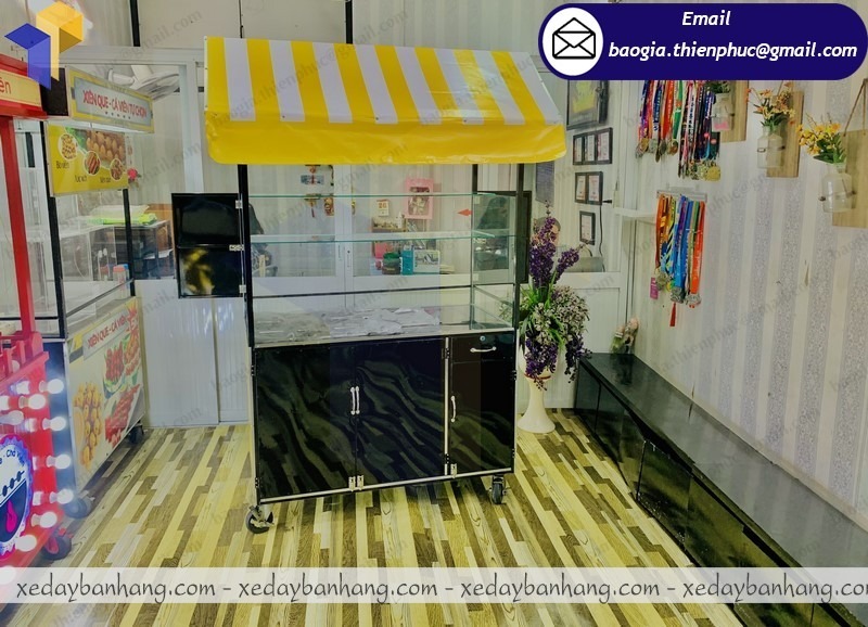 hình ảnh tủ bán cá viên chiên