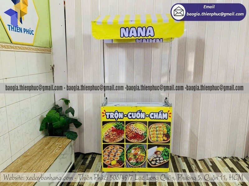 xe gấp gọn bán các món ăn vặt
