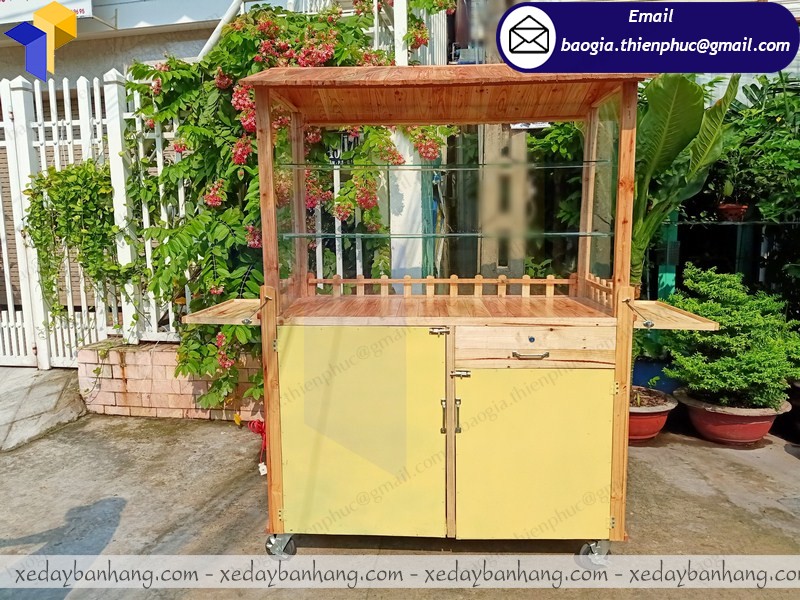 Quầy gỗ bán thức ăn nhanh nha trang