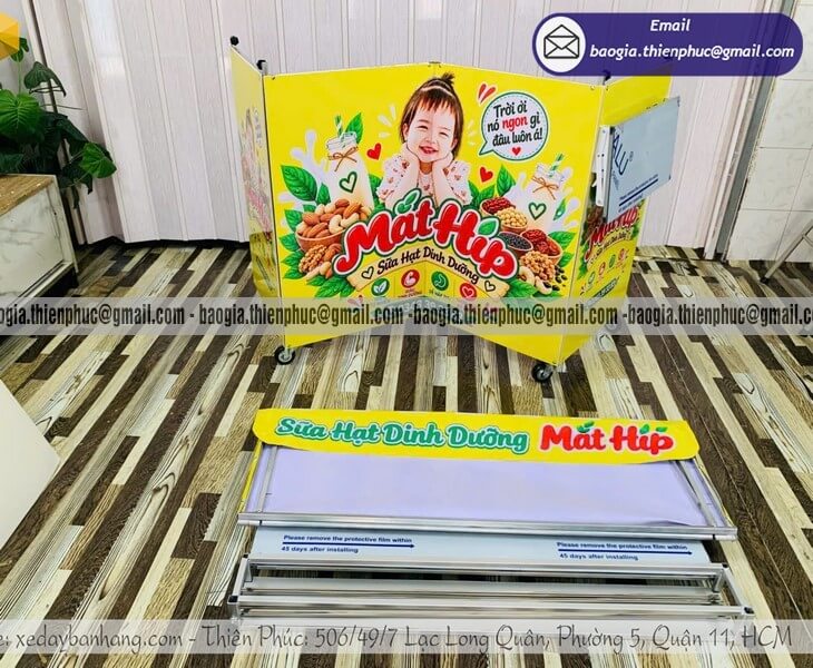 xe bán sữa hạt gấp gọn