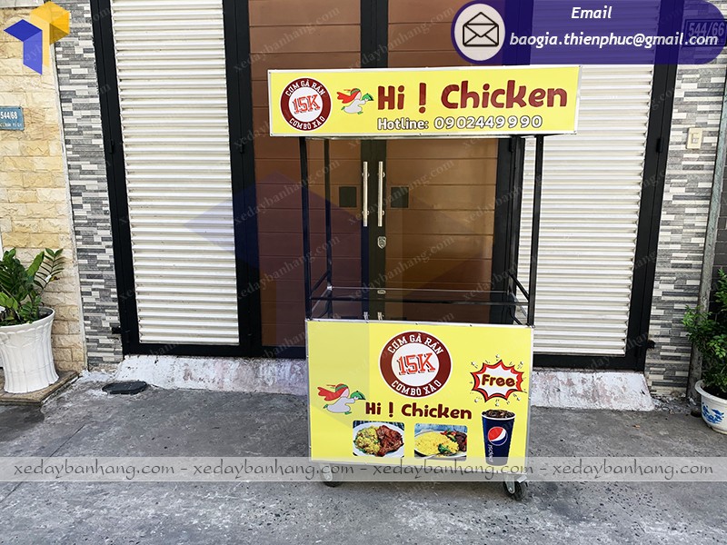 xe đẩy bán gà rán hcm