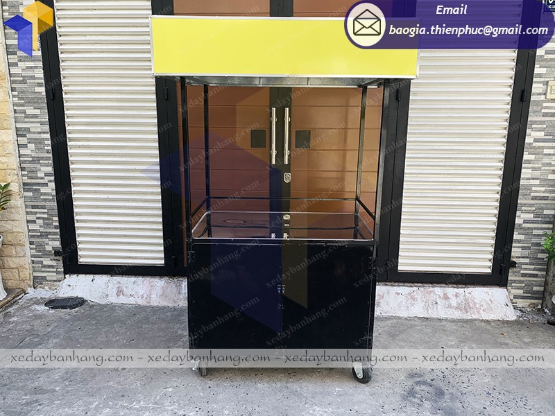 xe đẩy bán hàng lưu động